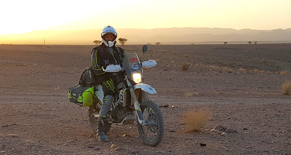 VAKARA SPORTA STUNDA: Divi motocikli, viens mēnesis un Āfrika