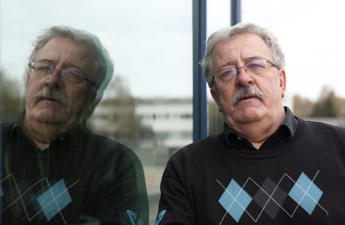 Sporta žurnālists un hokeja apskatnieks Jānis Matulis