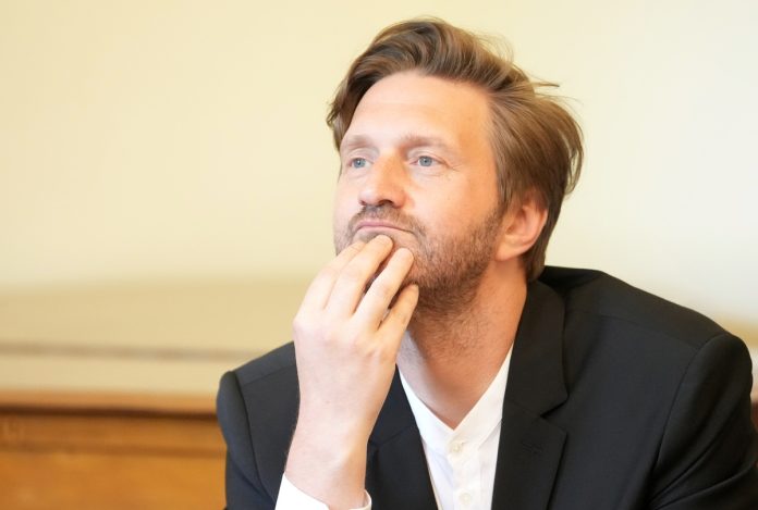 Latvijas Nacionālās operas un baleta valdes priekšsēdētājs Sandis Voldiņš
