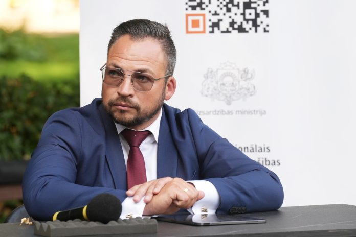 Valsts policijas Kibernoziegumu apkarošanas pārvaldes 2.nodaļas priekšnieks Oļegs Filatovs