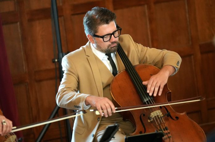 Mūziķis, čellists, komponists Kārlis Auziņš