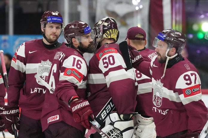 Kaspars Daugaviņš un Latvijas hokeja izlase