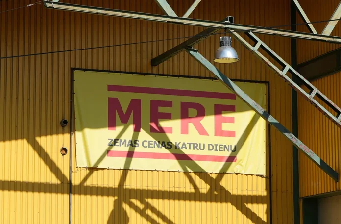 Slēgti MERE veikali