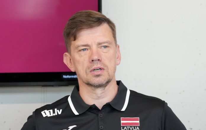 Latvijas vīriešu volejbola valstsvienības galvenais treneris Uģis Krastiņš